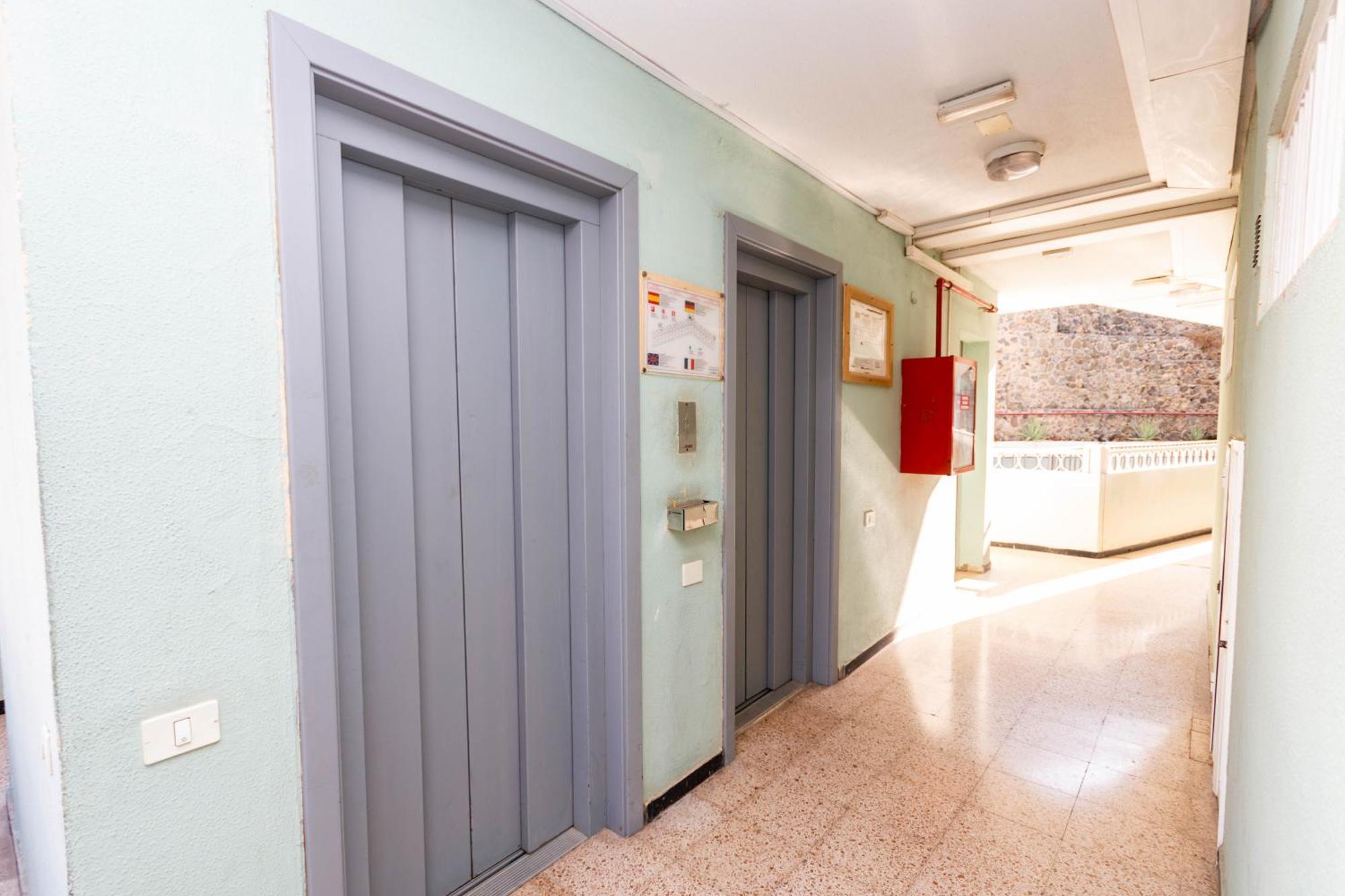 Serenity Yumbo - Europa Appartment 2Min Yumbo - 5Min From Beach - Wifi Free - Air Conditioner - Private Services - Free Welcome Book - Cohote Conserjeria Gran Canaria Playa del Ingles  Bagian luar foto