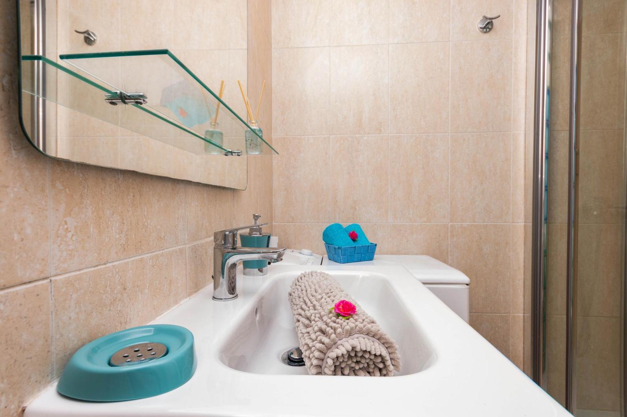 Serenity Yumbo - Europa Appartment 2Min Yumbo - 5Min From Beach - Wifi Free - Air Conditioner - Private Services - Free Welcome Book - Cohote Conserjeria Gran Canaria Playa del Ingles  Bagian luar foto