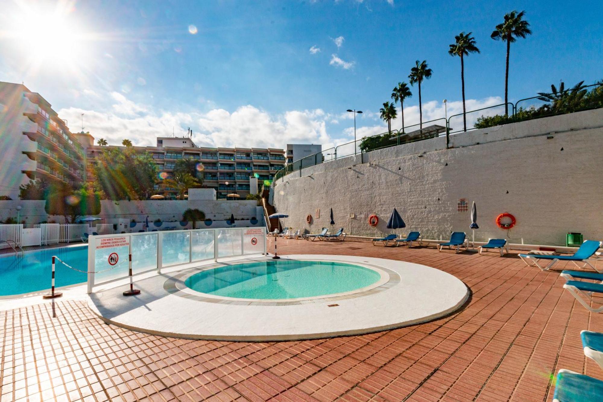Serenity Yumbo - Europa Appartment 2Min Yumbo - 5Min From Beach - Wifi Free - Air Conditioner - Private Services - Free Welcome Book - Cohote Conserjeria Gran Canaria Playa del Ingles  Bagian luar foto